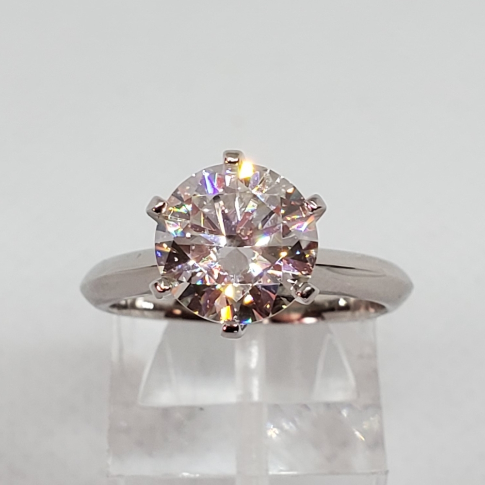 3 Ct Cerified Moissanite Solitaire Ring